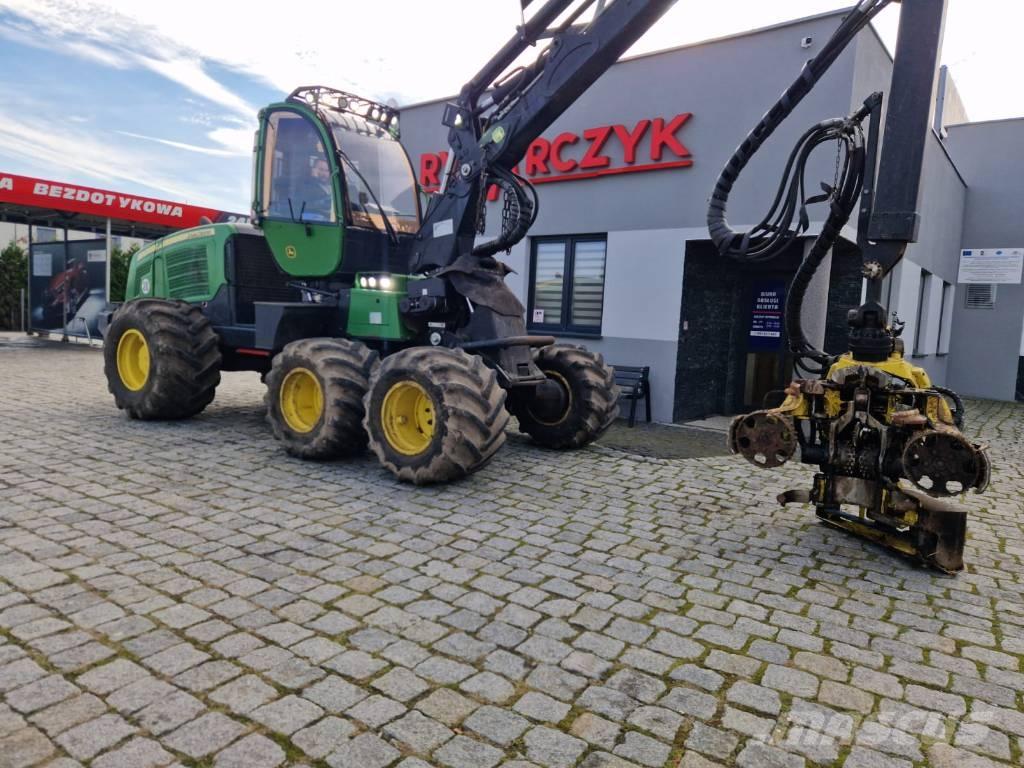 John Deere 1070 E Харвестери