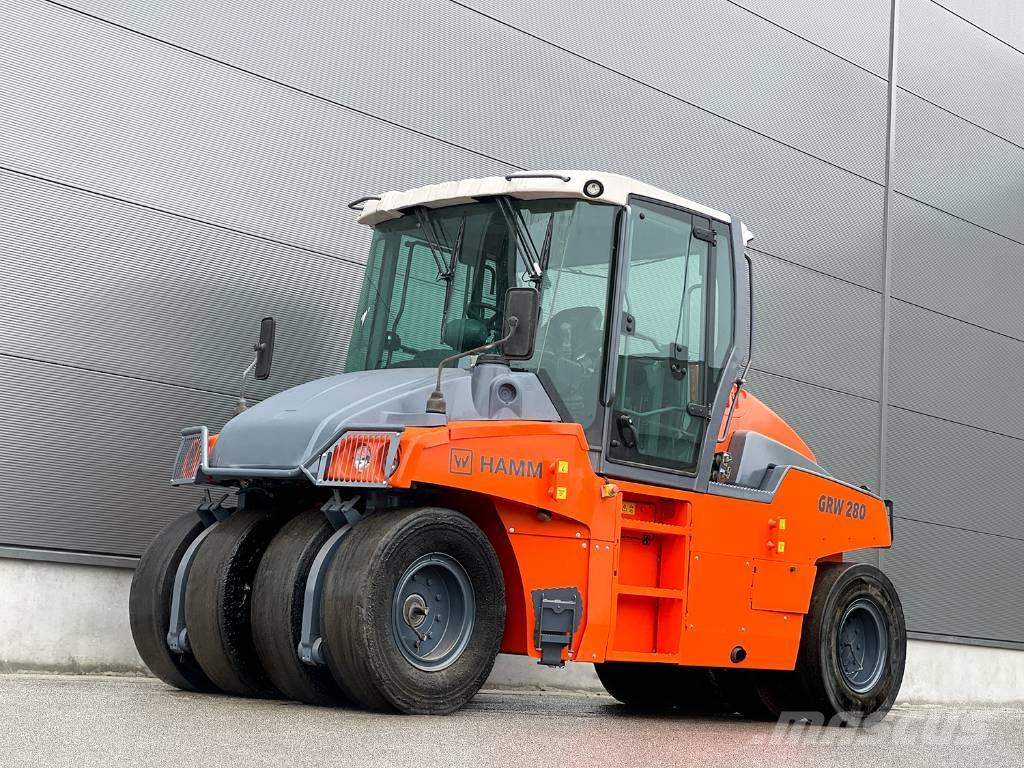 Hamm GRW 280-10 Пневматични гумени  ролки
