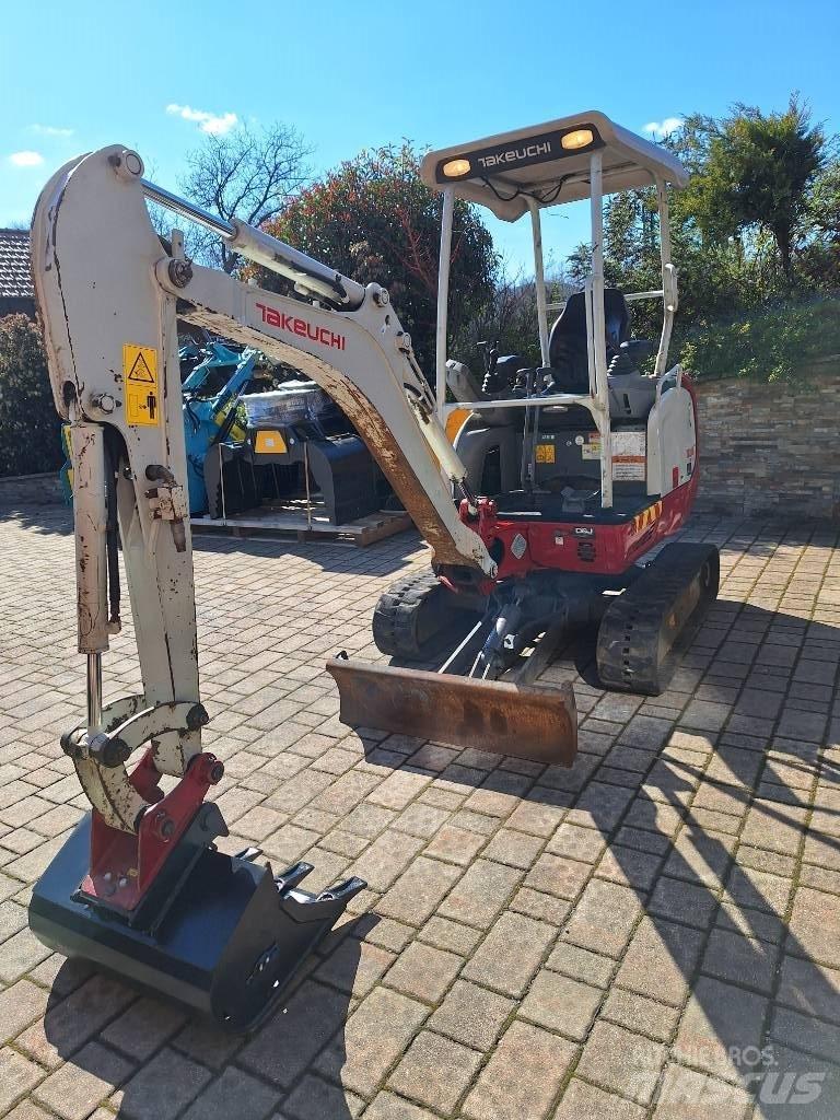 Takeuchi TB 216 Мини екскаватори < 7 т