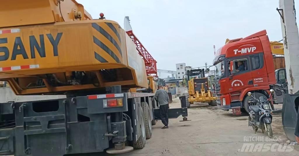 XCMG QY50T Всъдеходни кранове