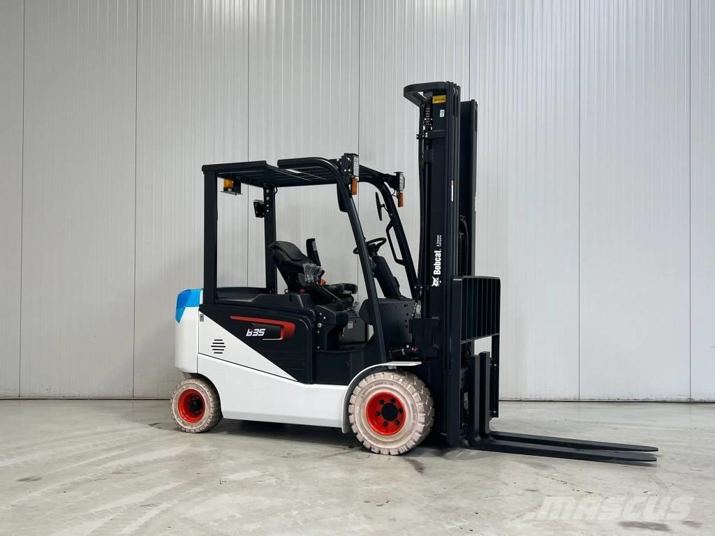 Bobcat B35NS Електрически вилични кари-повдигачи