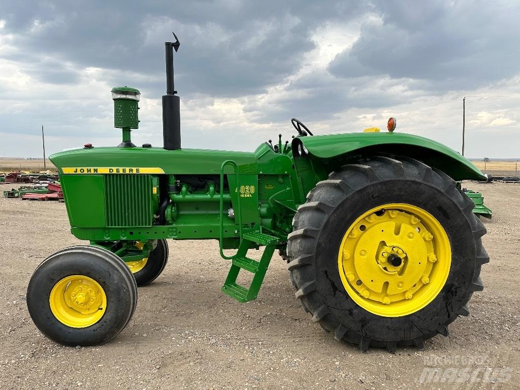 John Deere 4020 Трактори