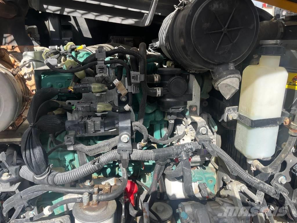 Volvo ECR 88 D Средни екскаватори 7т - 12т