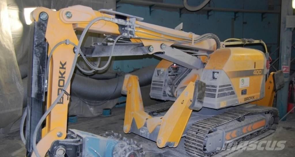 Brokk 400 Багери за разрушаване
