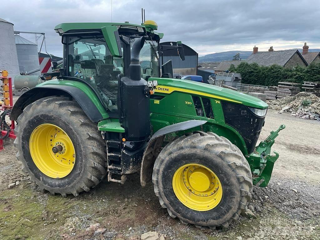 John Deere 7R 330 Трактори