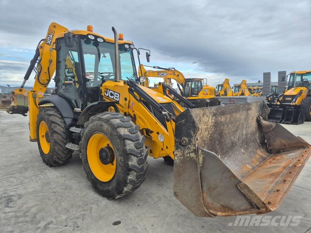 JCB 4CX Товарач със заден ексватор