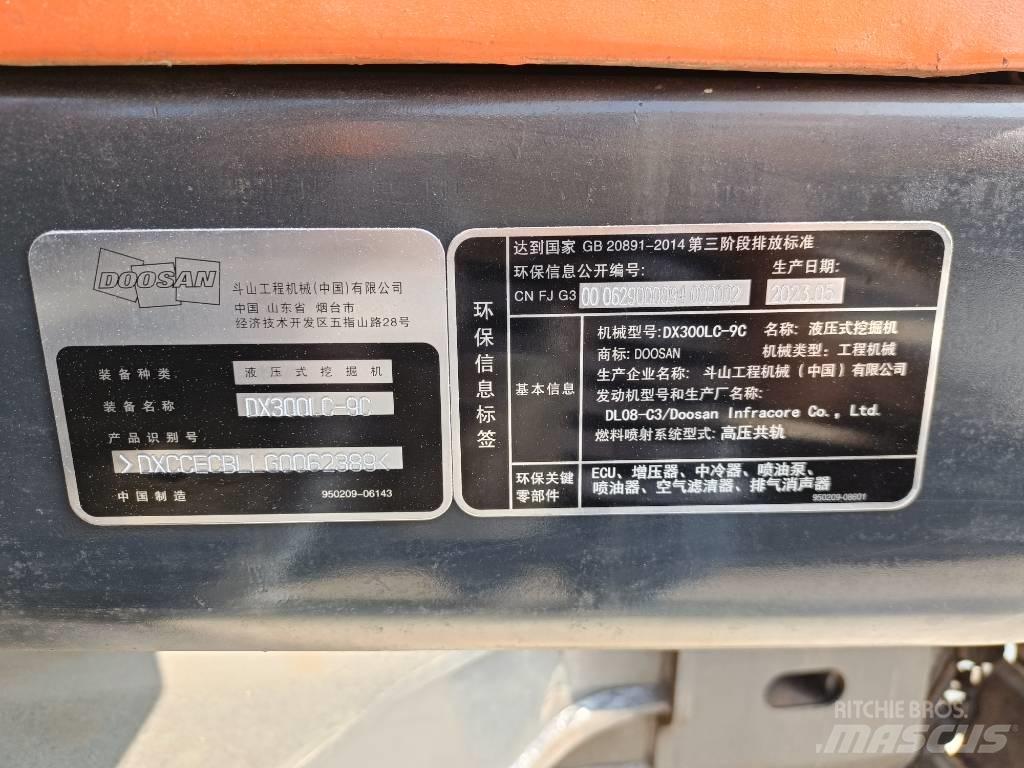 Doosan DX300-9 Верижен екскаватор
