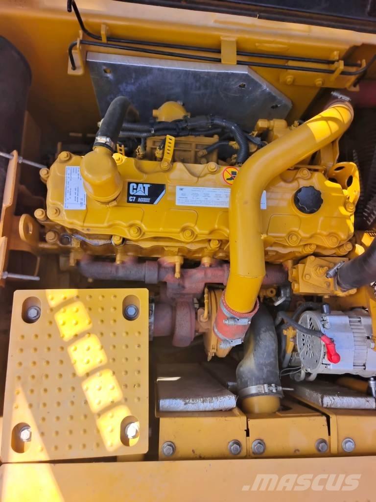 CAT 329 D2L Верижен екскаватор