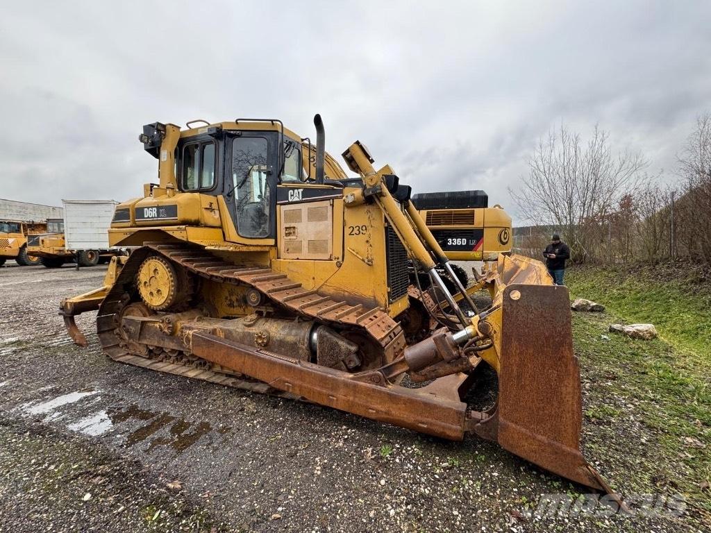 CAT D 6 R II DS XL Верижни булдозери
