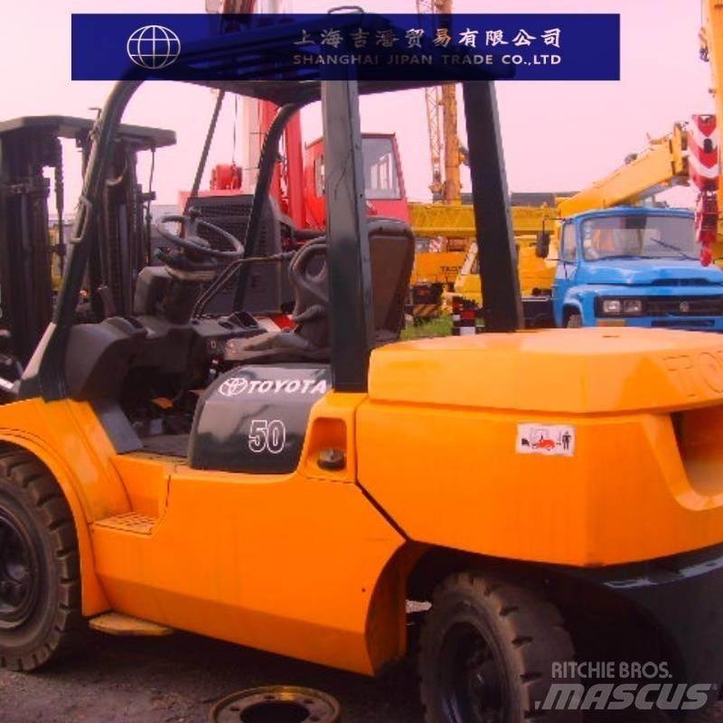 Toyota 5 FB Дизелови камиони