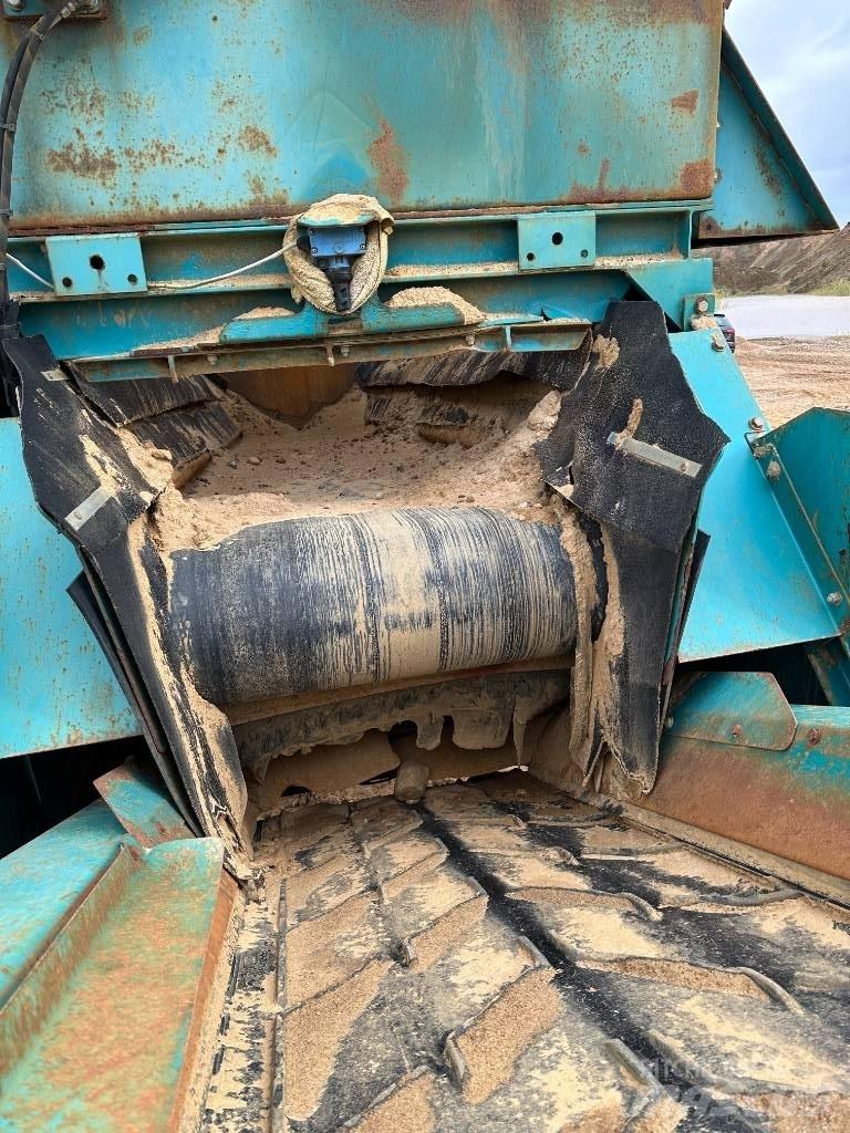 PowerScreen 2100X Мобилни скрийнери
