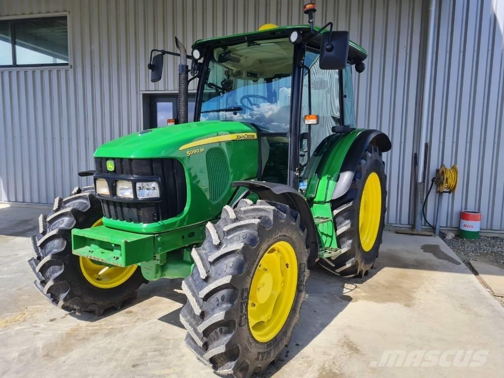 John Deere 5090 M Трактори