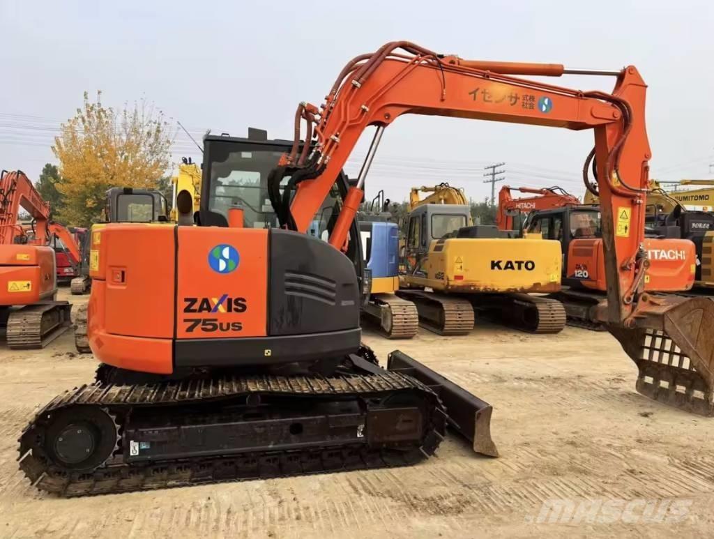 Hitachi ZX 75 US Средни екскаватори 7т - 12т