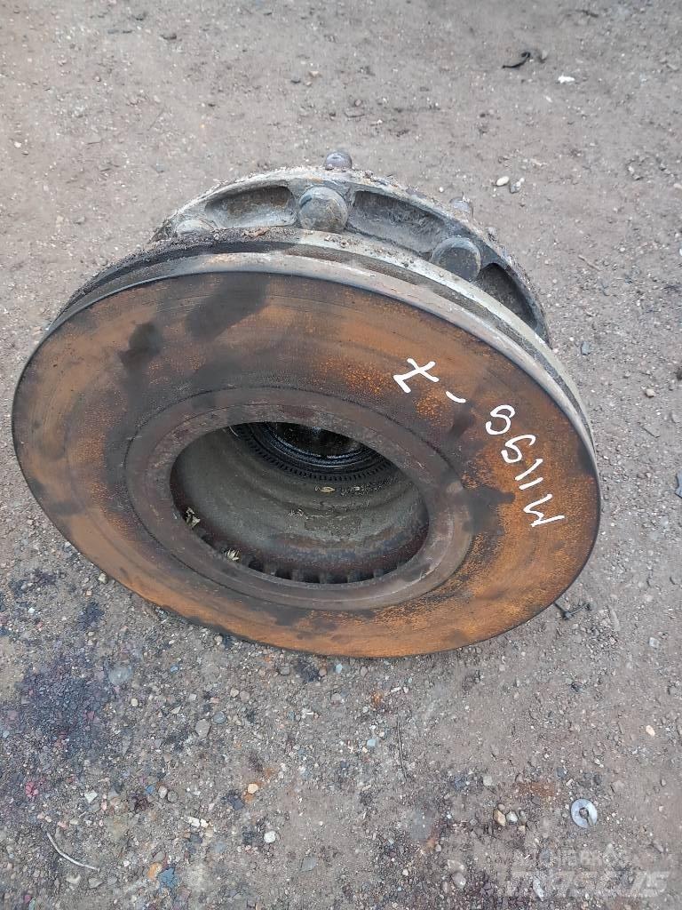 MAN TGM  81357010155 Оси