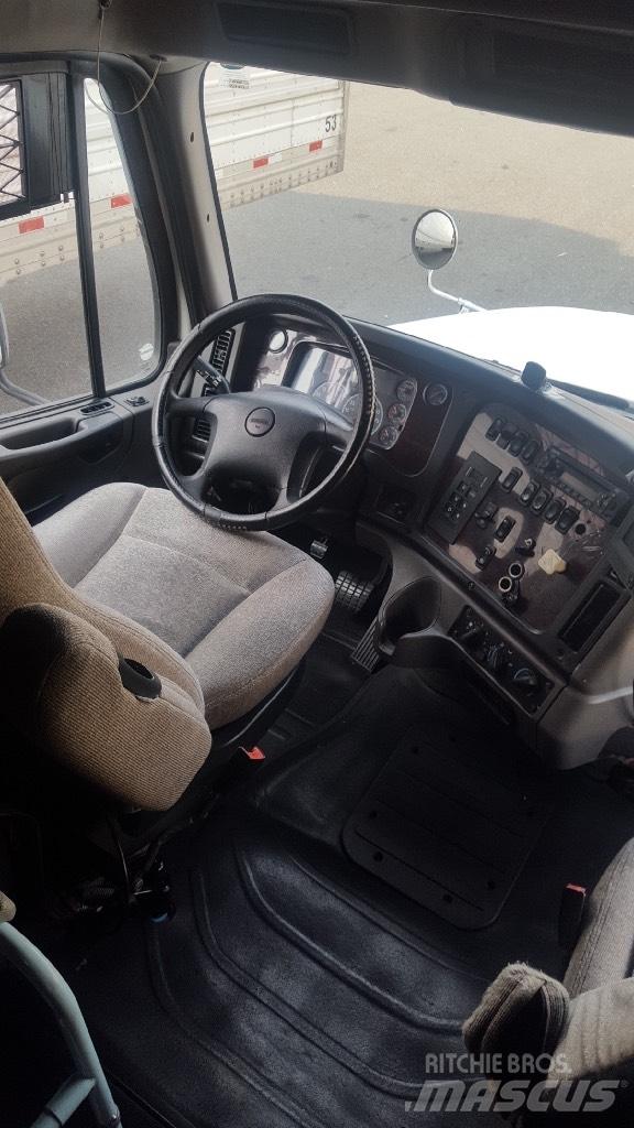 Freightliner M2 Влекачи