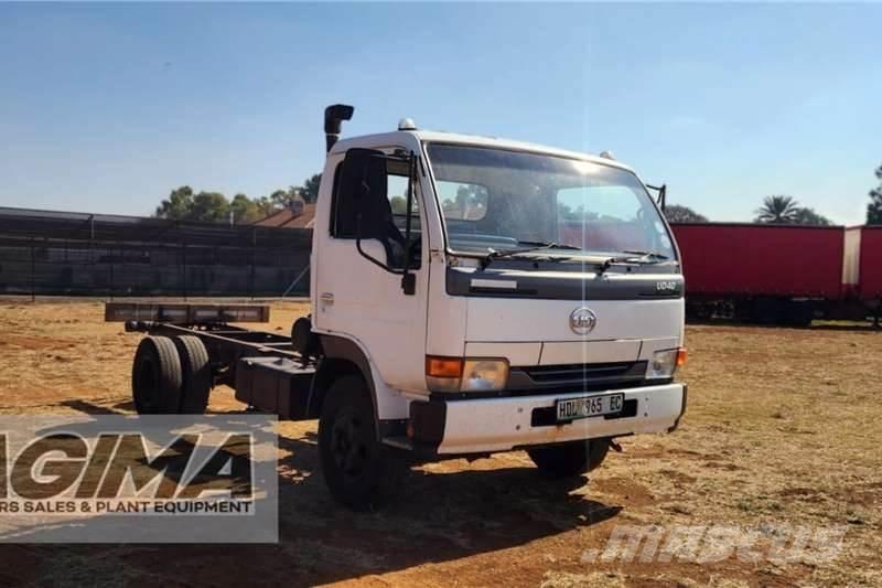 Nissan UD40 Други