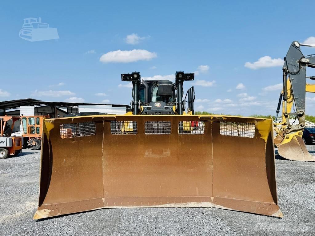 CAT D 7 Верижни булдозери
