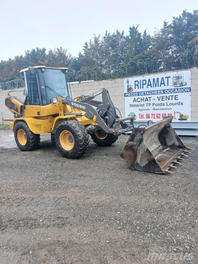 Volvo L 30 G Колесни товарачи