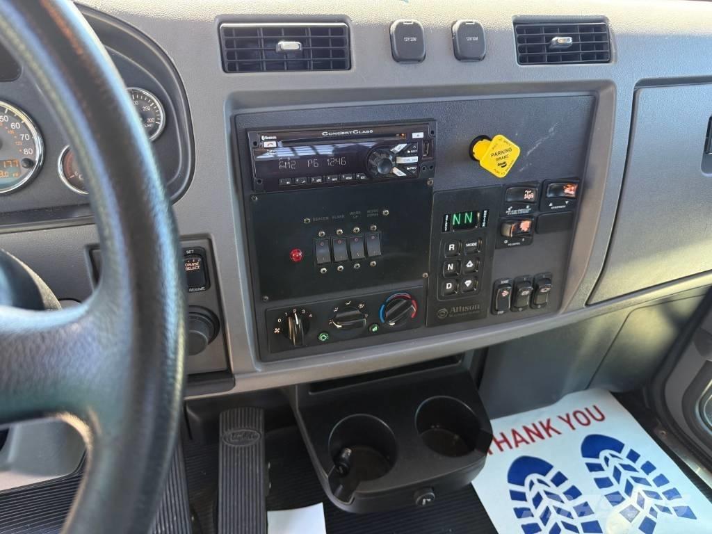 Peterbilt 348 Автомобили за пътна помощ