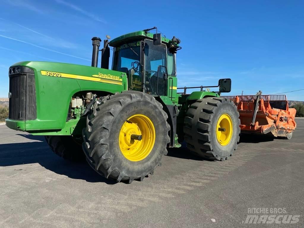 John Deere 9320 Трактори