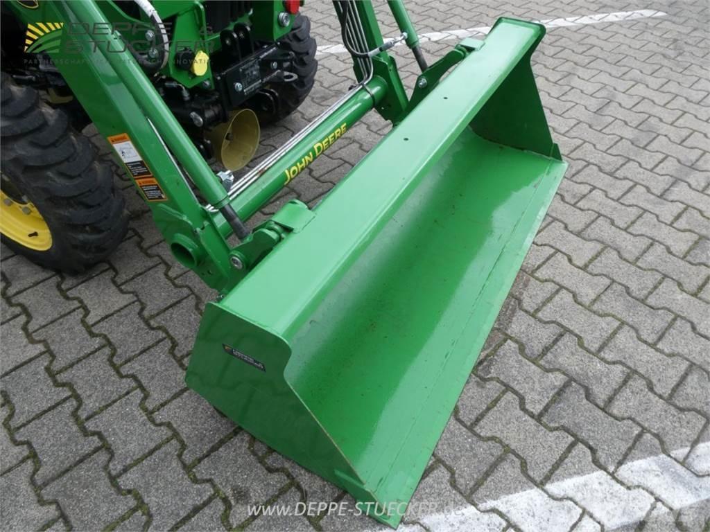 John Deere 3038E Компактни трактори
