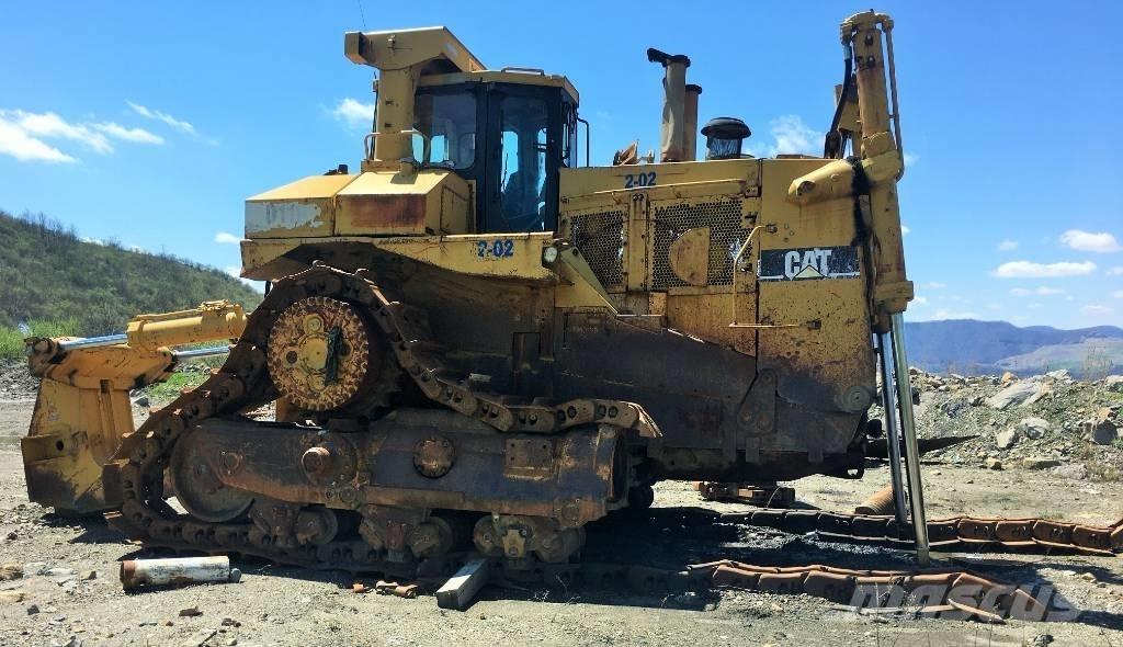 CAT D 11 R Верижни булдозери
