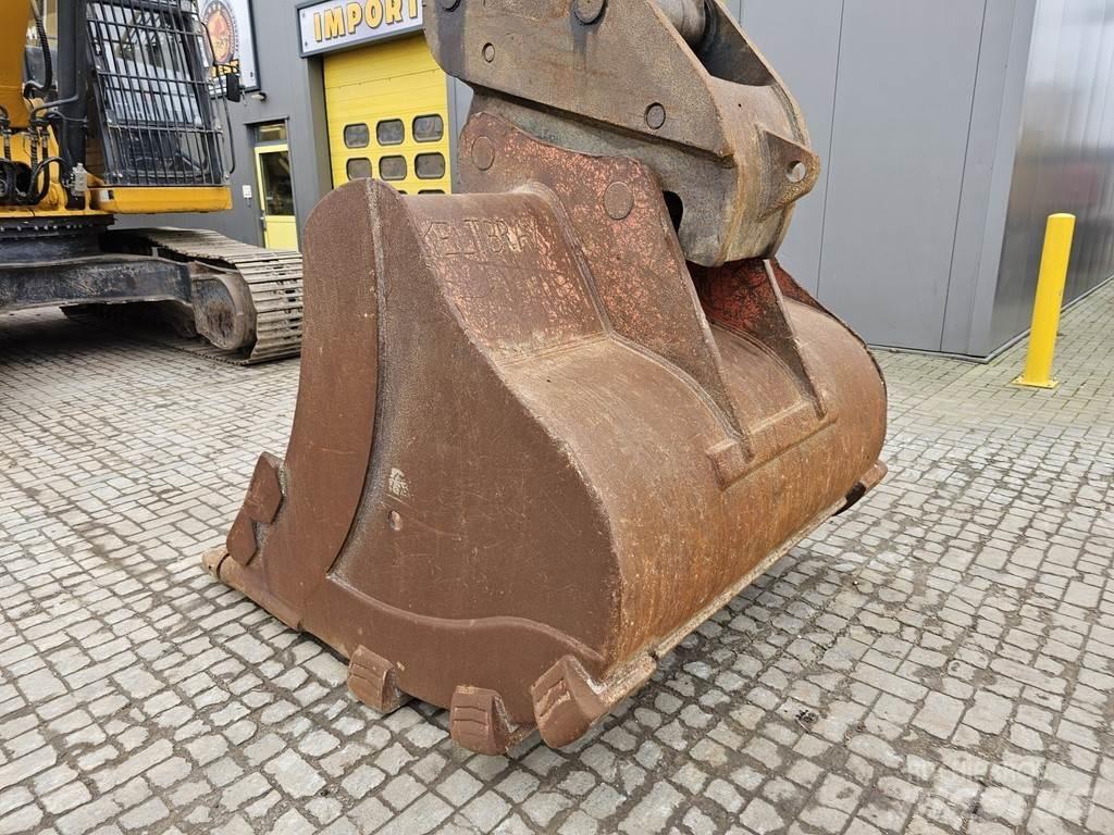 LiuGong CLG950E Верижен екскаватор