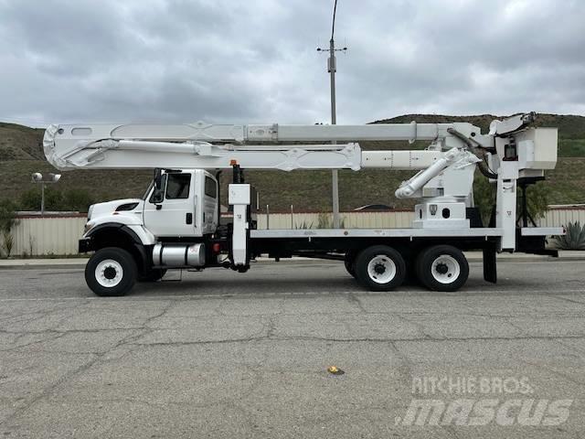 International 7400 Други
