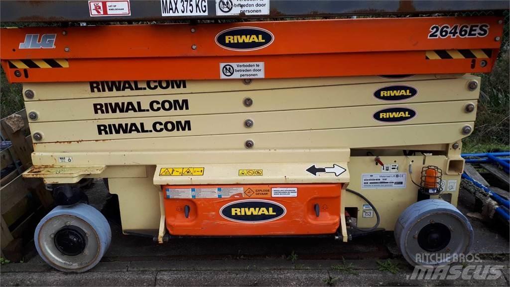 JLG 2646ES Ножични работни платформи