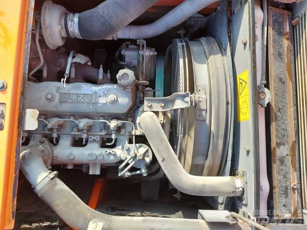 Hitachi ZX225USRLC Верижен екскаватор