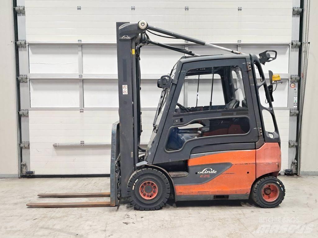 Linde E25-01 Електрически вилични кари-повдигачи