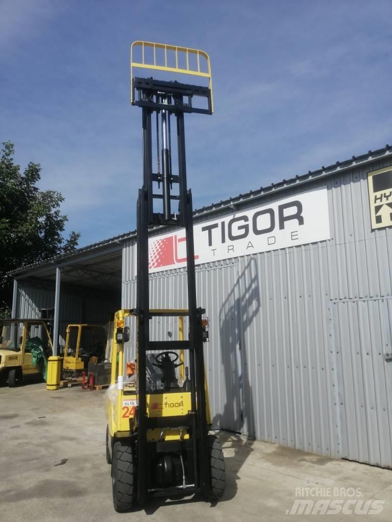 Hyster H2.5UT Камиони с АГУ