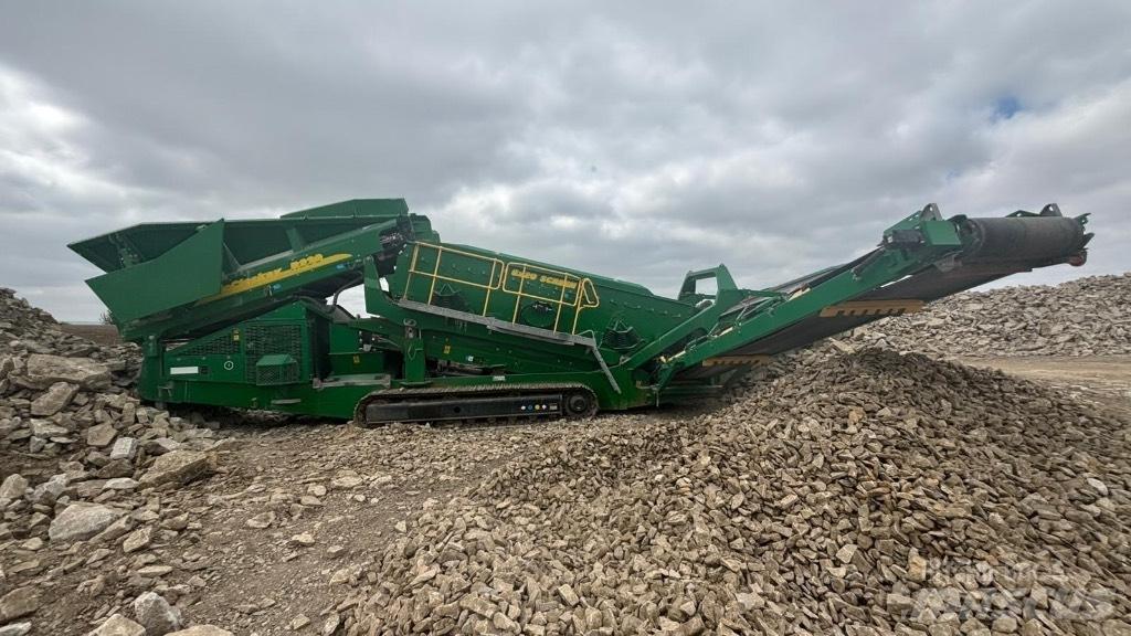 McCloskey R230 Пресяващи и Сортиращи