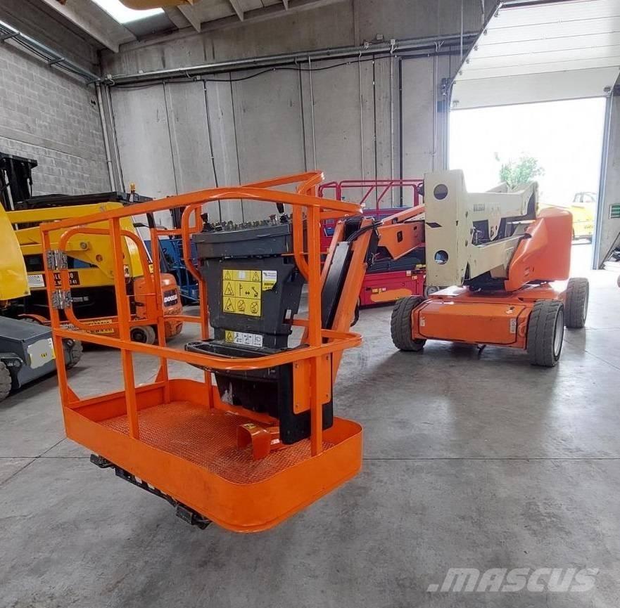 JLG E 450 AJ Съчленени стрелови подемници