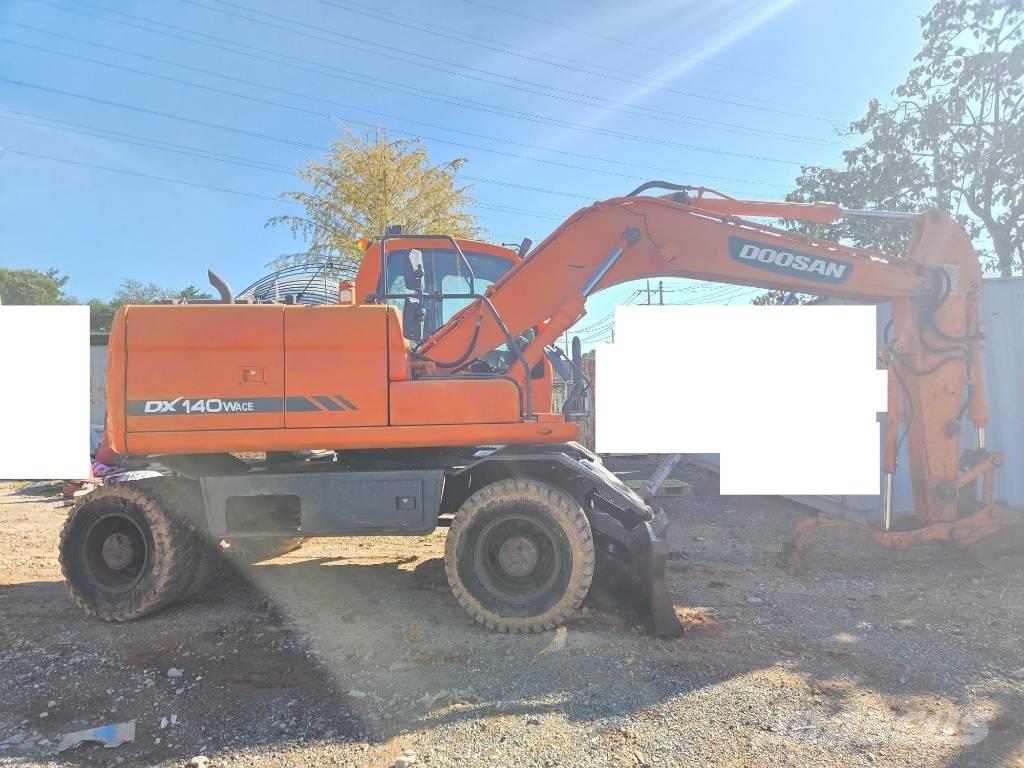 Doosan DX140WACE Колесни екскаватори
