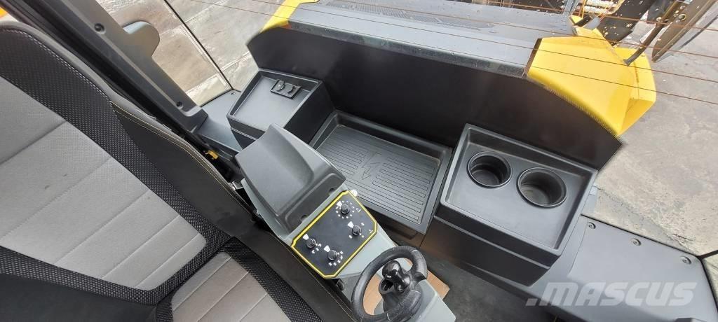 Bomag BW 174 AP-5 AM Двойни барабанни ролки
