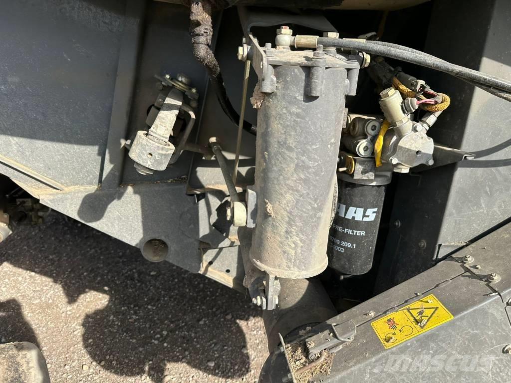 CLAAS Lexion 670 Комбайни