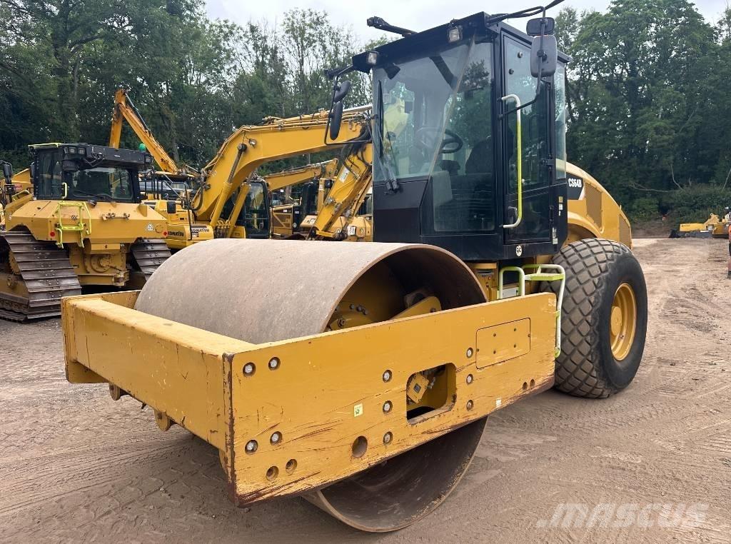 CAT CS 64 B Еднобарабанни ролки
