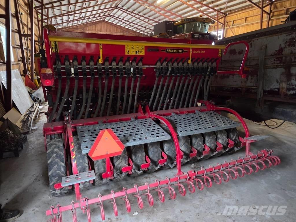 Väderstad Rapid300C Комбинирани редосеялки
