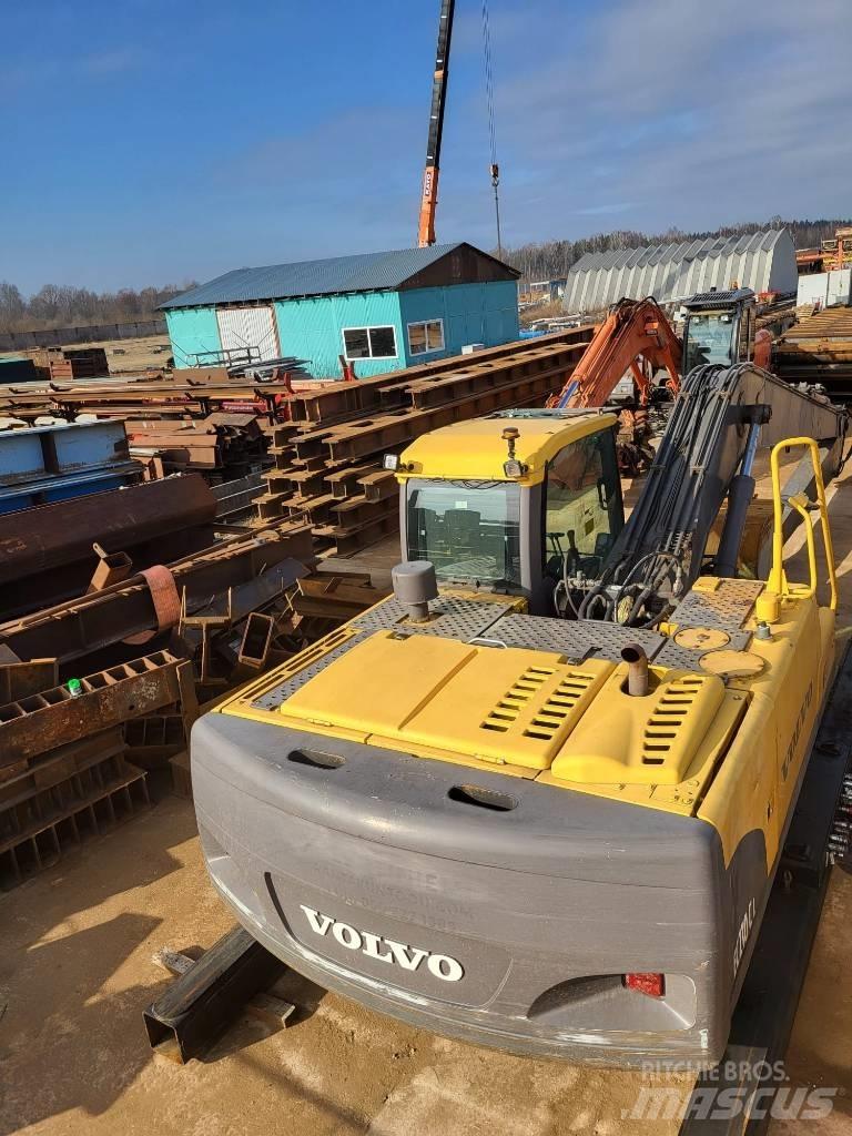 Volvo 210CLR Багери амфибии