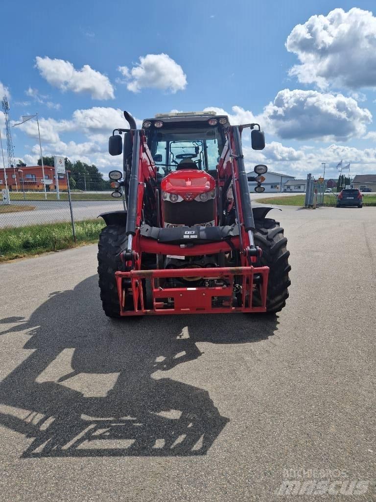 Massey Ferguson 6614 Трактори