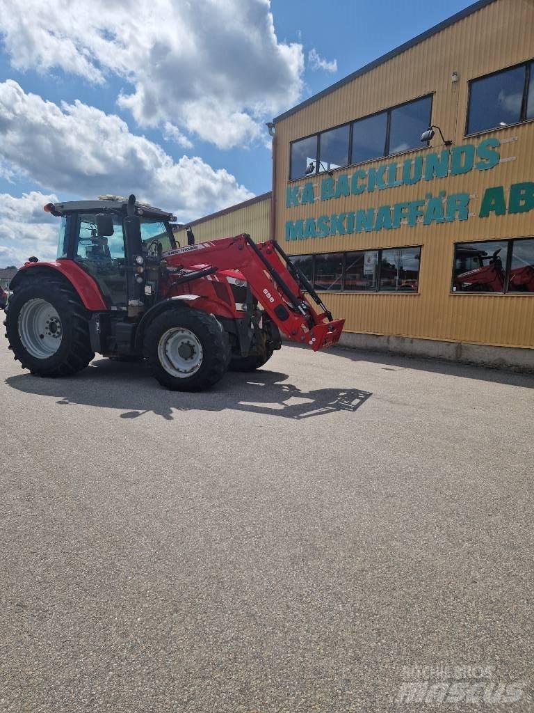 Massey Ferguson 6614 Трактори