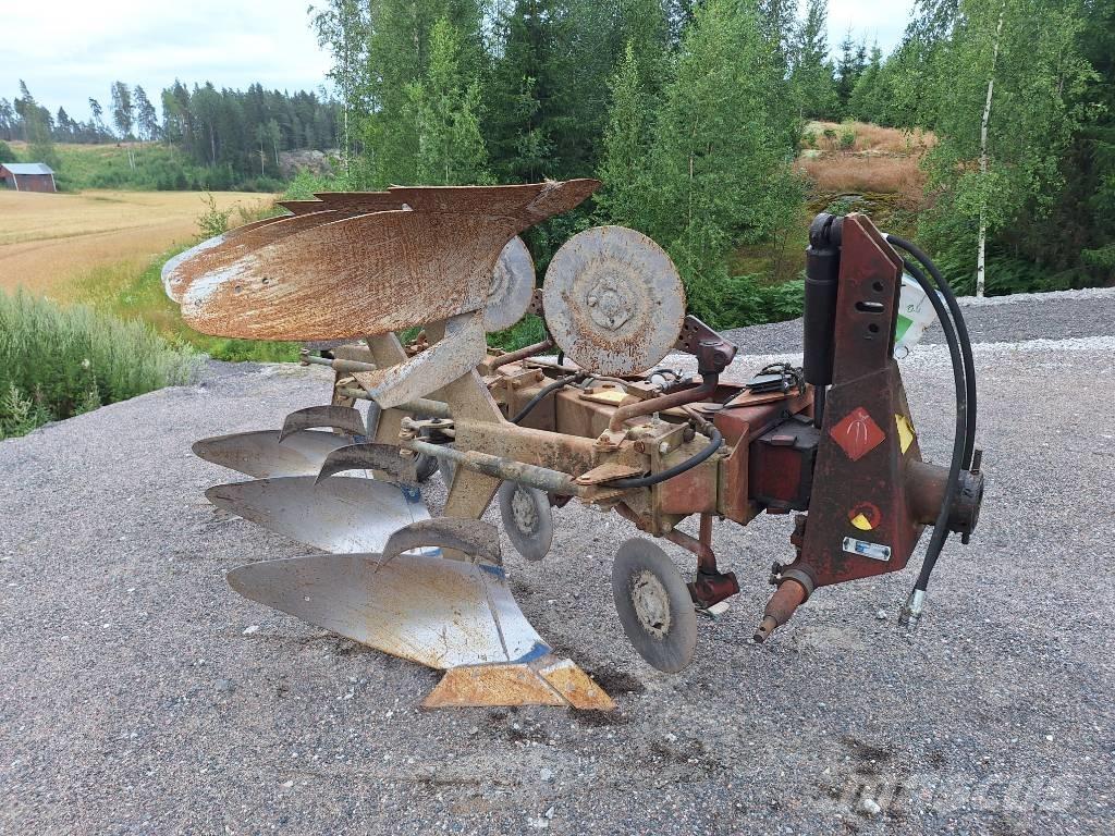 Överum CV 398H Реверсивни плугове