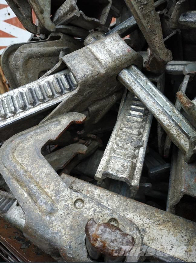 Peri BFD Clamps (Used) Кофраж
