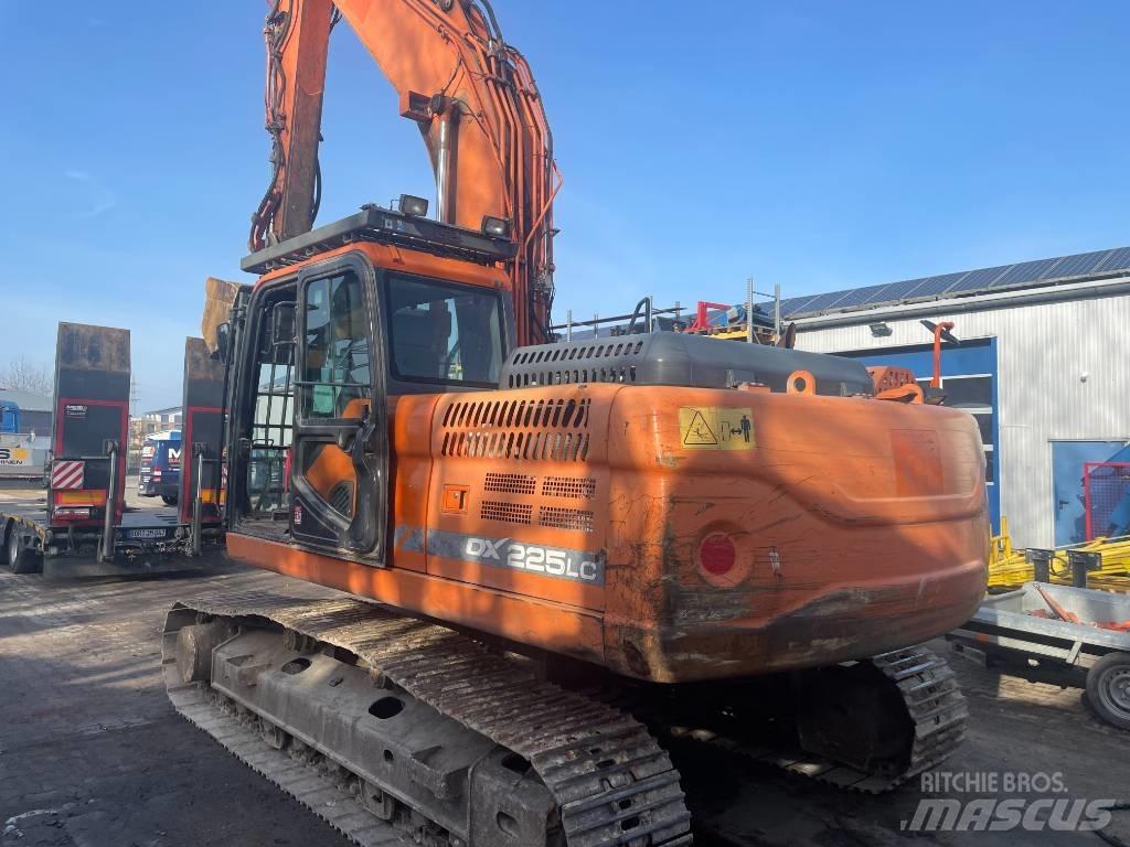 Doosan EXCA Верижен екскаватор