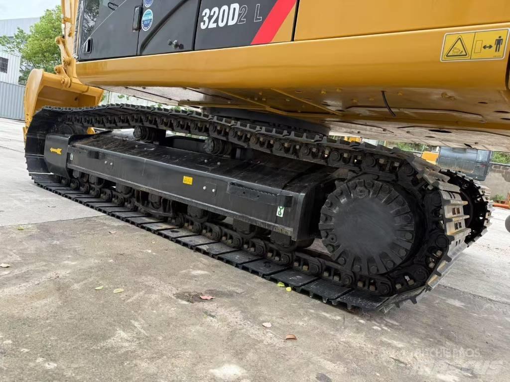 CAT 320 D Верижен екскаватор