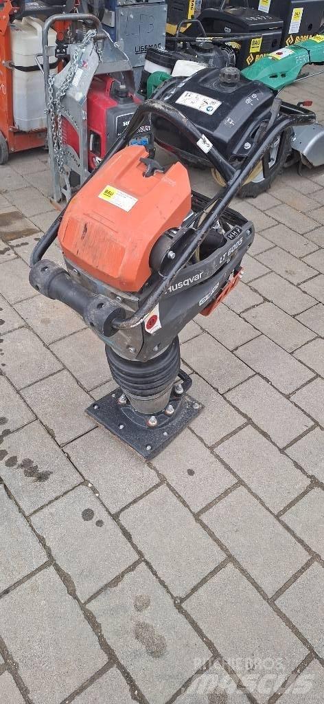 Husqvarna LT 6005 Пробки
