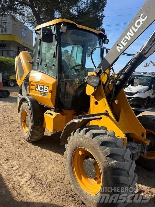 JCB 407 Колесни товарачи