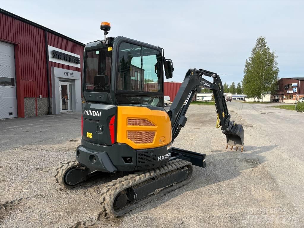 Hyundai HX 25 AZ Мини екскаватори < 7 т