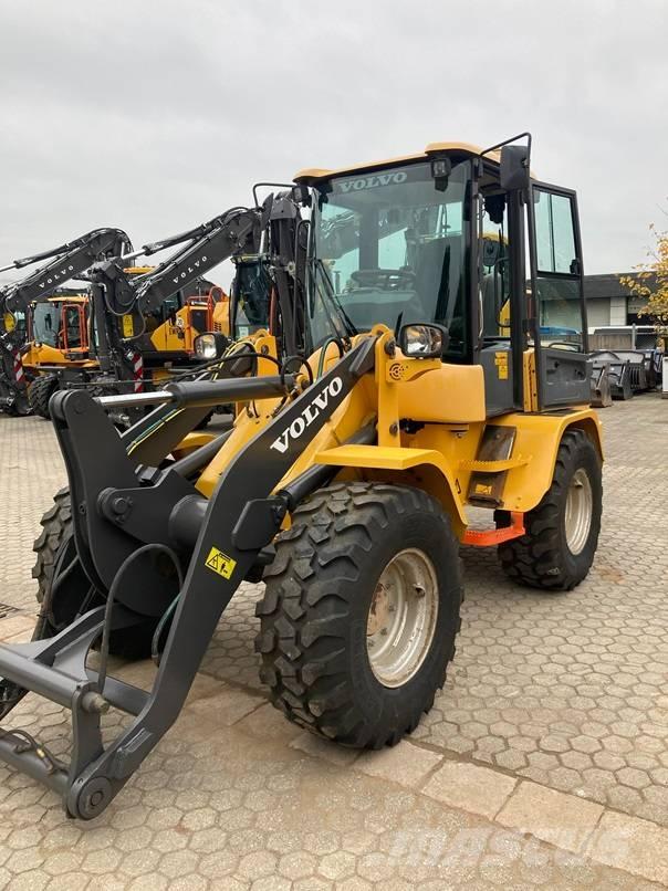Volvo L 35 G Колесни товарачи
